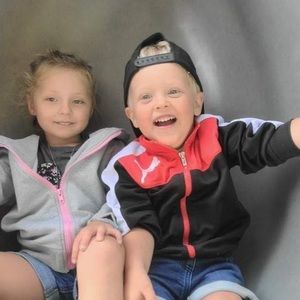 Meet your Posher, Alexee